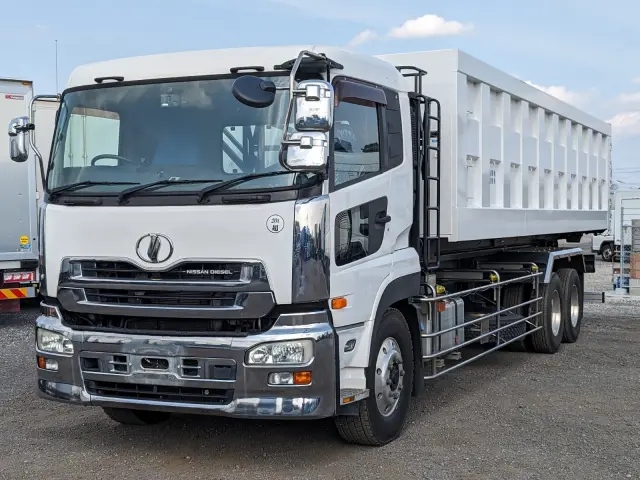 ＵＤ クオン PKG-CD4ZL(6x2)の写真1