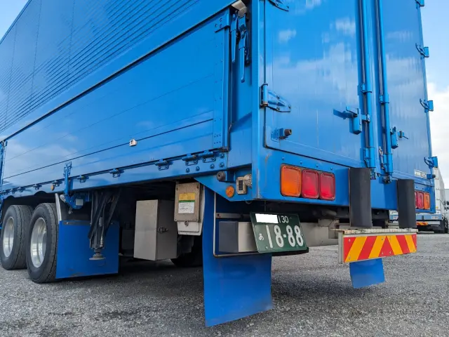 日野 プロフィア QPG-FW1AXEG(8x4)の写真8