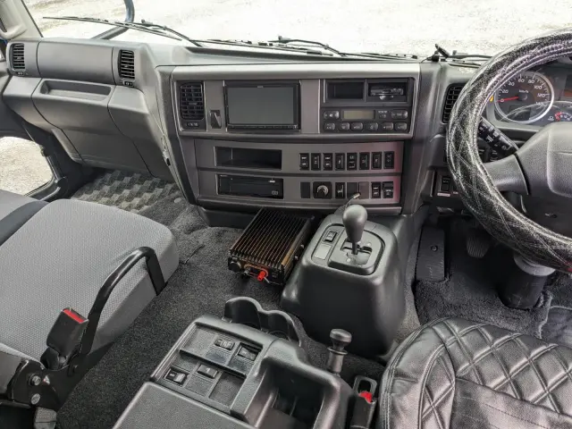 日野 プロフィア QPG-FW1AXEG(8x4)の写真43