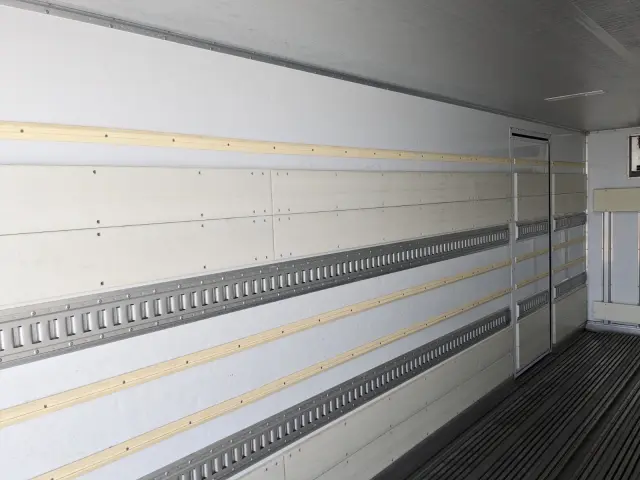 日野 レンジャー TKG-FC7JLAG(2WD)の写真26