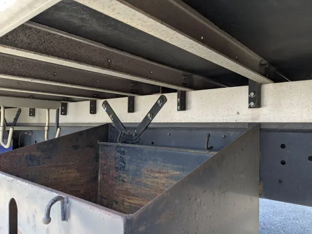 日野 レンジャー TKG-FC7JLAG(2WD)の写真11