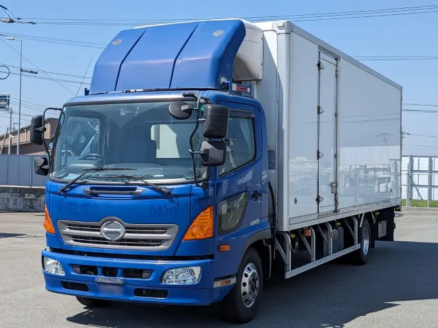日野 レンジャー TKG-FC7JLAG(2WD)の写真1