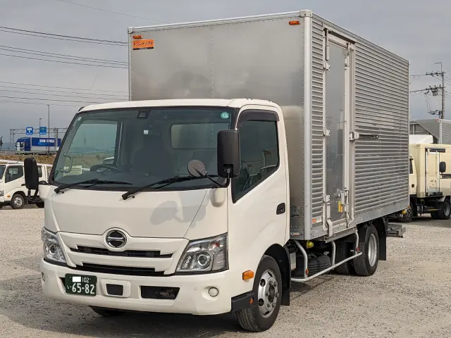 日野 デュトロ 2RG-XZU712M(2WD)の写真1
