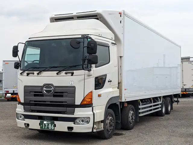 日野 プロフィア QPG-FW1EXEG(8x4)の写真1