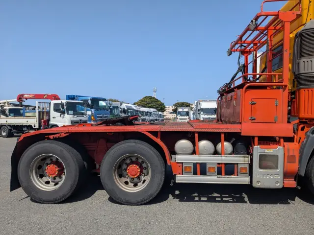 日野 プロフィア QDG-SS1EKAA(6x4)の写真24