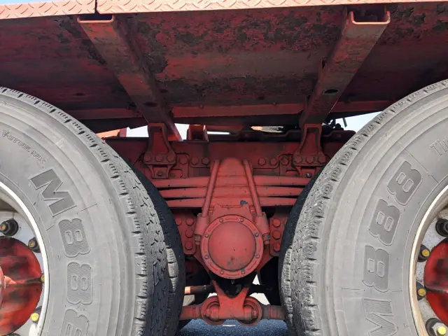 日野 プロフィア QDG-SS1EKAA(6x4)の写真26