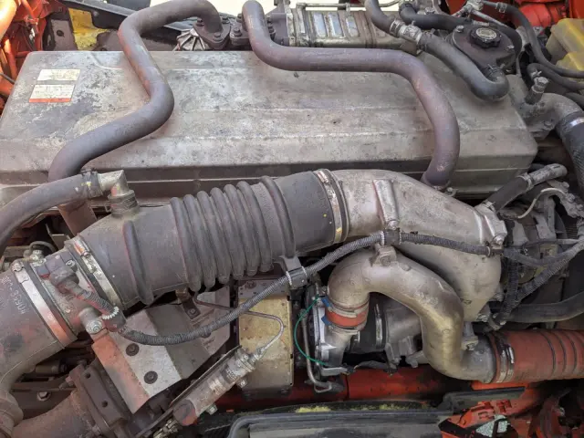 日野 プロフィア QDG-SS1EKAA(6x4)の写真39