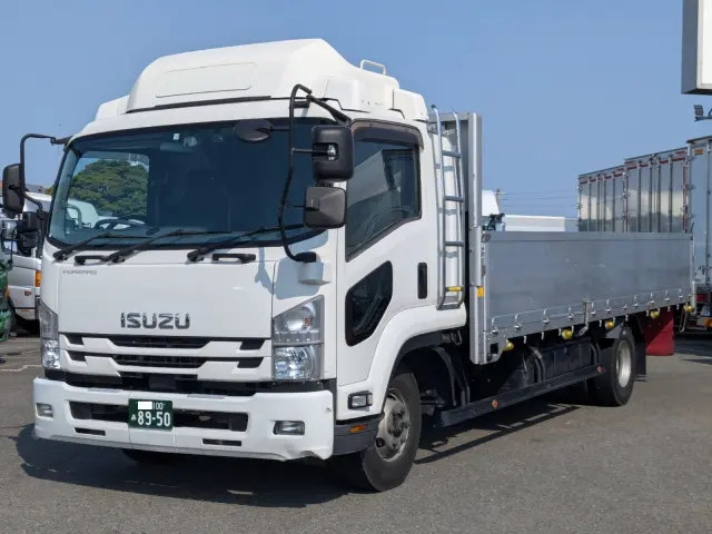 いすゞ フォワード 2RG-FRR90S2(2WD)の写真1