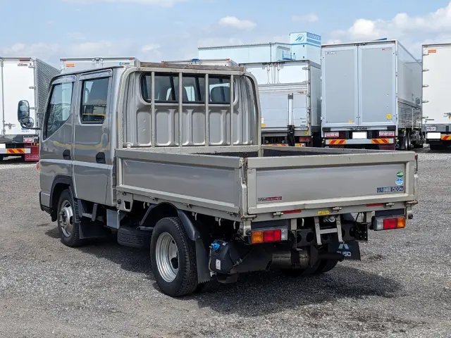 三菱 キャンター TPG-FBA00(2WD)の写真4