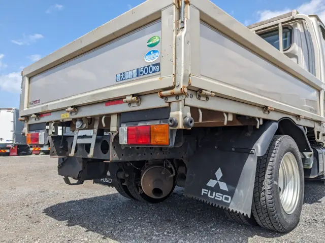 三菱 キャンター TPG-FBA00(2WD)の写真7