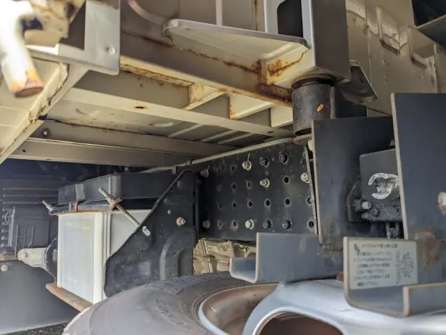 三菱 キャンター TPG-FBA00(2WD)の写真18