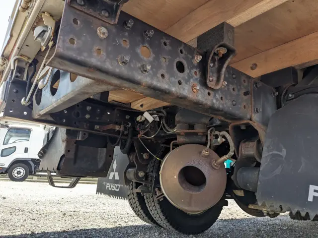 三菱 キャンター TPG-FBA00(2WD)の写真24