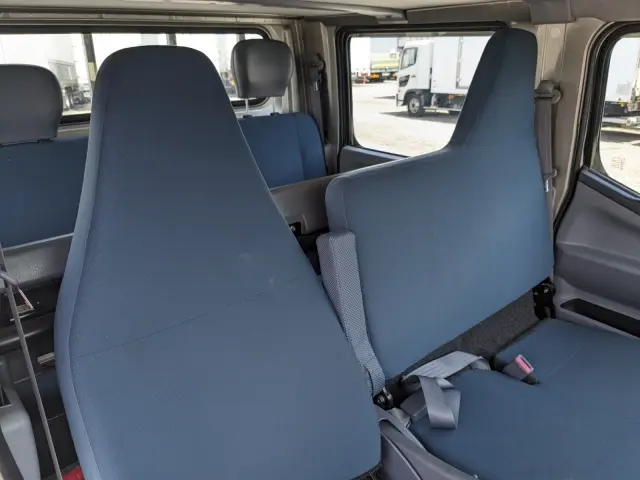 三菱 キャンター TPG-FBA00(2WD)の写真28