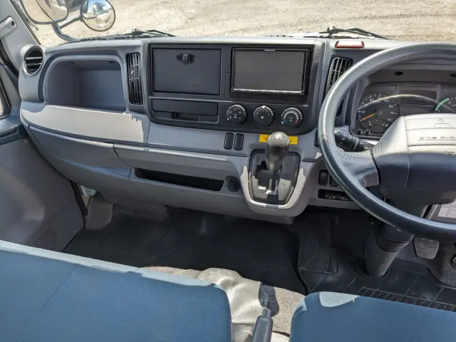 三菱 キャンター TPG-FBA00(2WD)の写真29