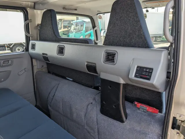 三菱 キャンター TPG-FBA00(2WD)の写真33