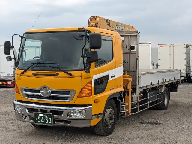 日野 レンジャー LKG-FE7JLAA(2WD)の写真1