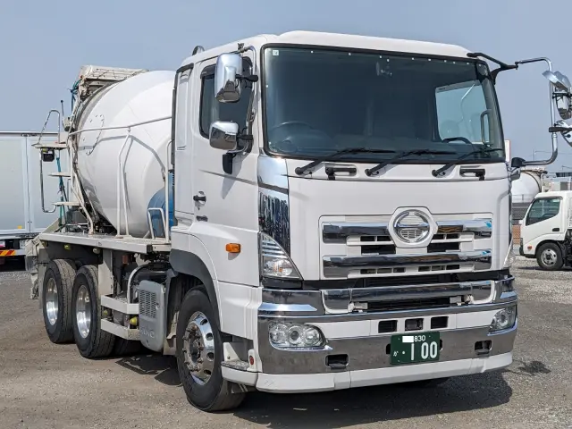 日野 プロフィア QKG-FS1AKAA(6x4)の写真3