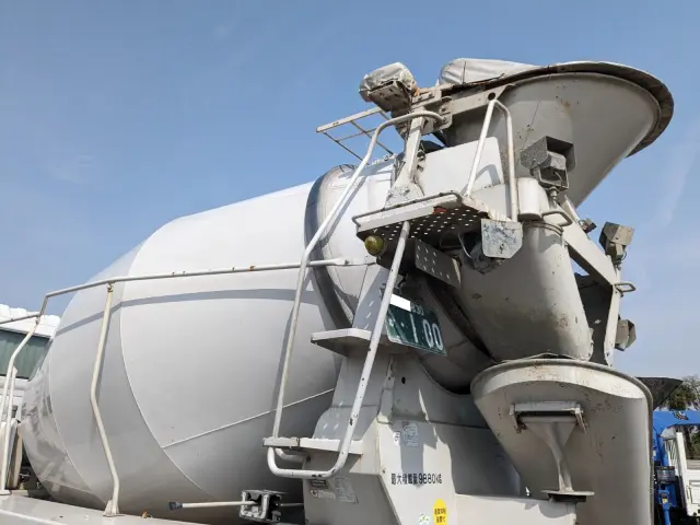 日野 プロフィア QKG-FS1AKAA(6x4)の写真10