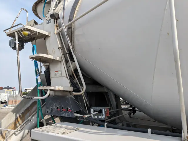 日野 プロフィア QKG-FS1AKAA(6x4)の写真29