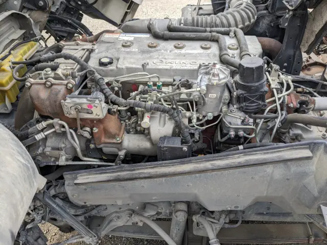 日野 プロフィア QKG-FS1AKAA(6x4)の写真40