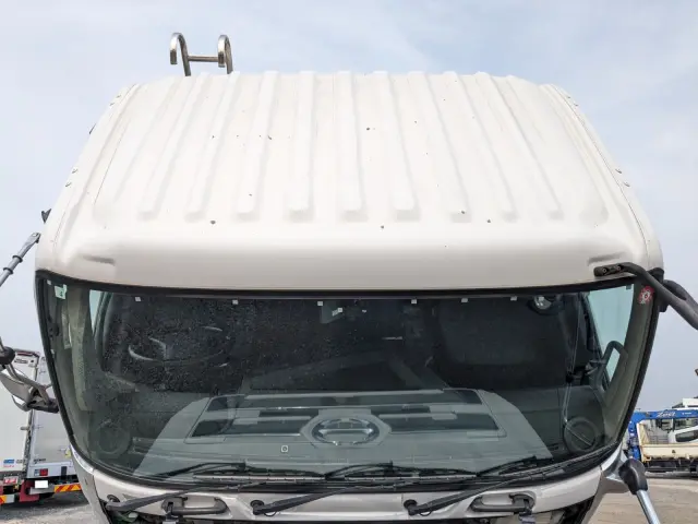 日野 プロフィア QKG-FS1AKAA(6x4)の写真42