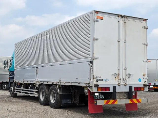 日野 プロフィア QKG-FR1EXBG(6x2)の写真4