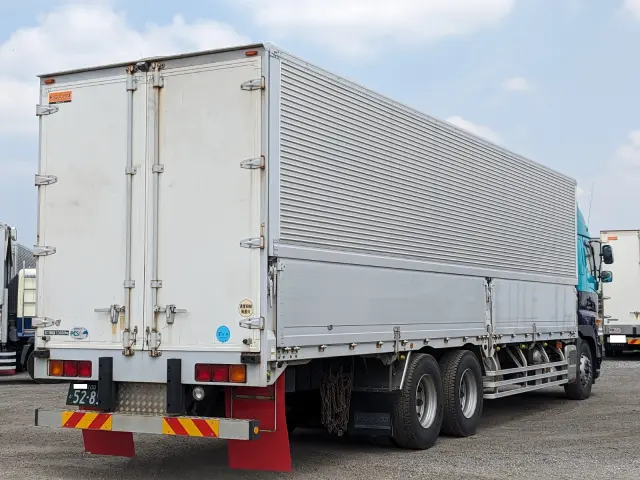 日野 プロフィア QKG-FR1EXBG(6x2)の写真5