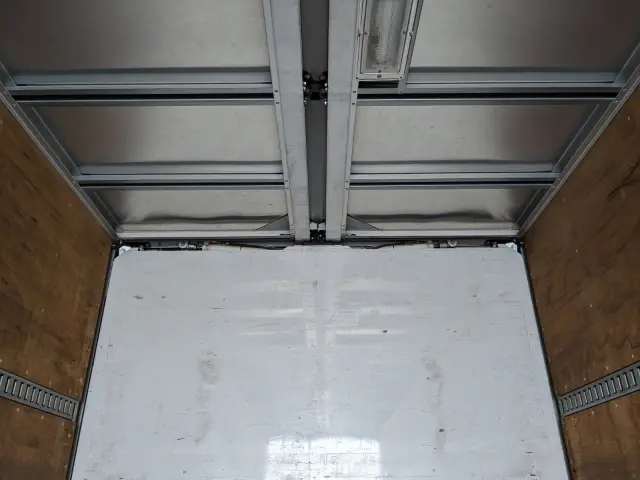 日野 プロフィア QKG-FR1EXBG(6x2)の写真15