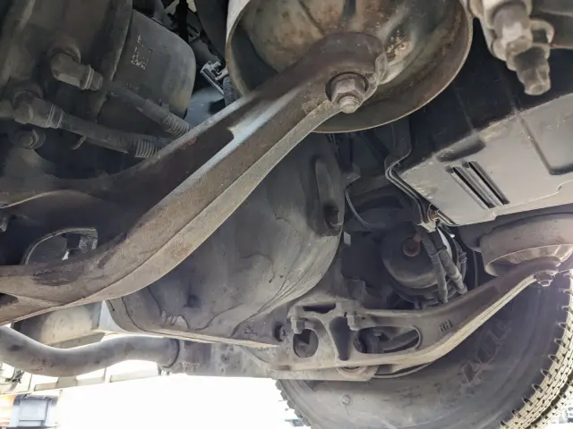 日野 プロフィア QKG-FR1EXBG(6x2)の写真32