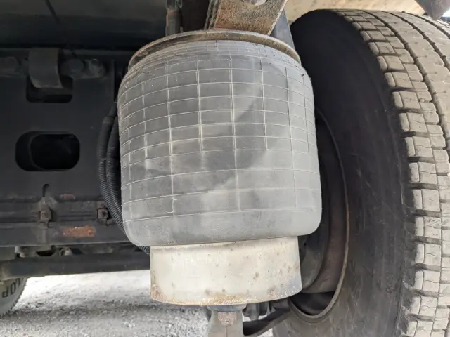 日野 プロフィア QKG-FR1EXBG(6x2)の写真34