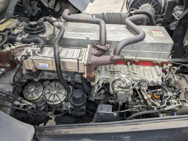 日野 プロフィア QKG-FR1EXBG(6x2)の写真43