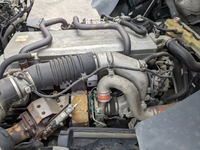 日野 プロフィア QKG-FR1EXBG(6x2)の写真46