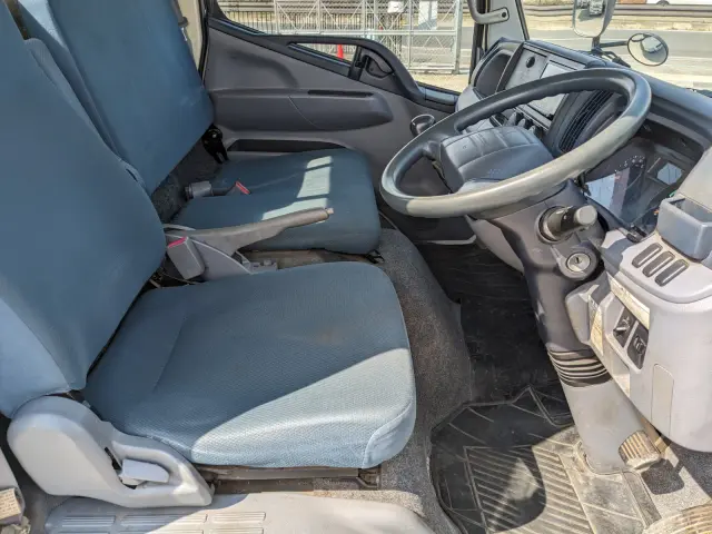 三菱 キャンター TKG-FBA20(2WD)の写真27