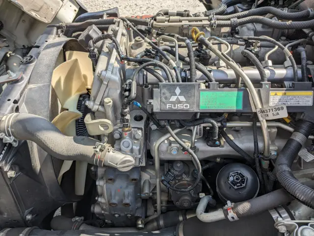 三菱 キャンター TKG-FBA20(2WD)の写真33
