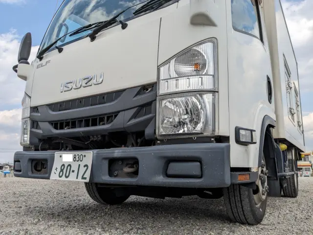 いすゞ エルフ TRG-NLR85AN(2WD)の写真5