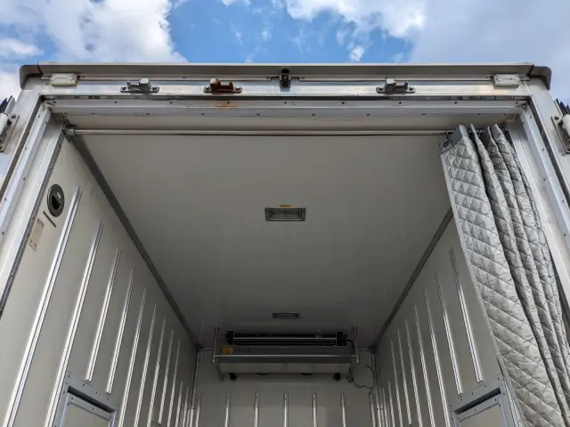 いすゞ エルフ TRG-NLR85AN(2WD)の写真12