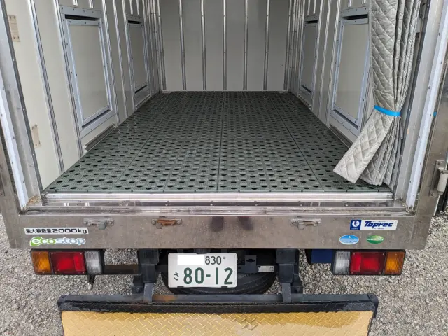 いすゞ エルフ TRG-NLR85AN(2WD)の写真13