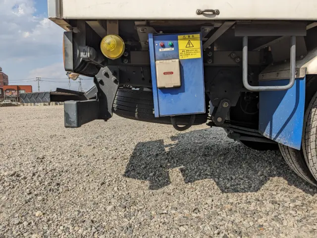 いすゞ エルフ TRG-NLR85AN(2WD)の写真29