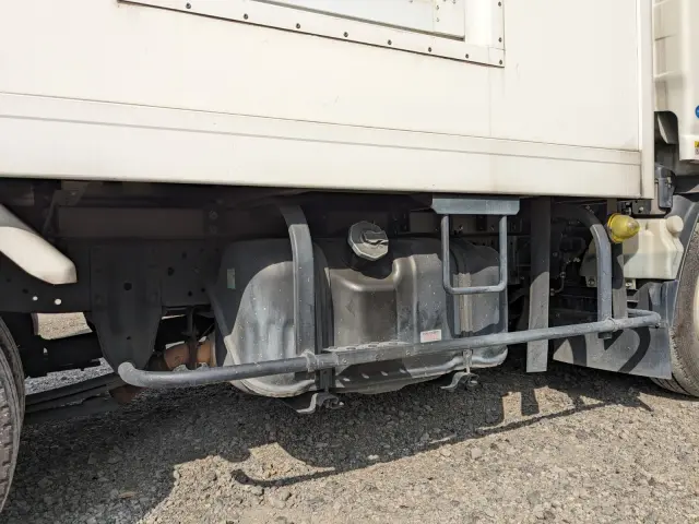 いすゞ エルフ TRG-NLR85AN(2WD)の写真32