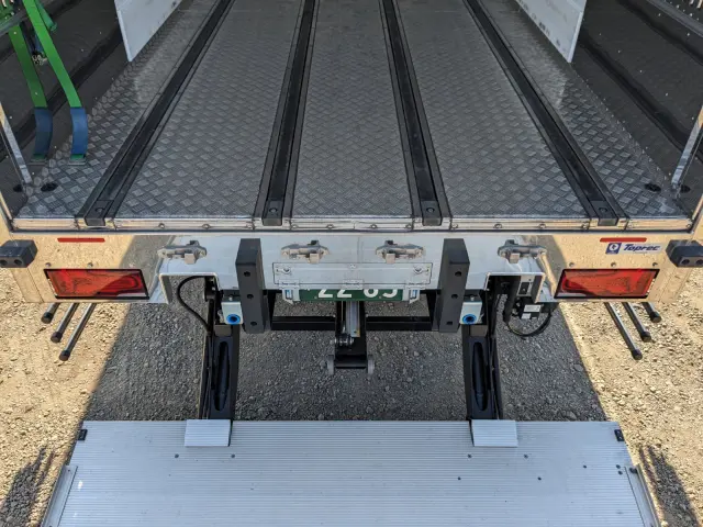 三菱 スーパーグレート 2PG-FS84HZ(8x4)の写真11