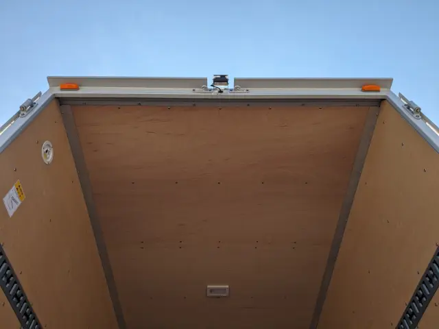 三菱 キャンター 2RG-FEAV0(2WD)の写真10