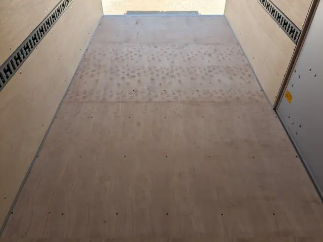 三菱 キャンター 2RG-FEAV0(2WD)の写真16