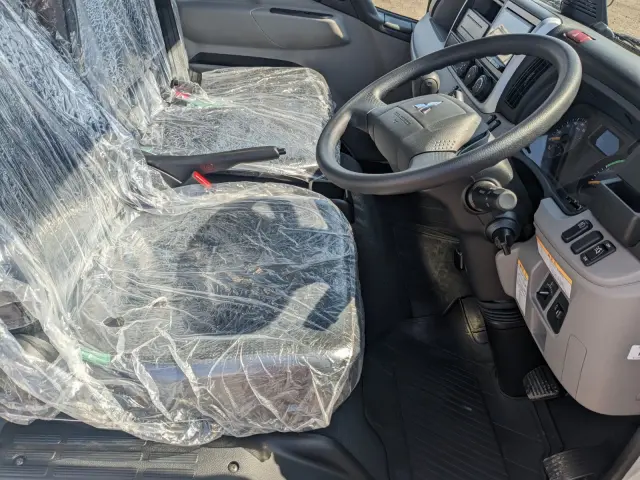 三菱 キャンター 2RG-FEAV0(2WD)の写真28