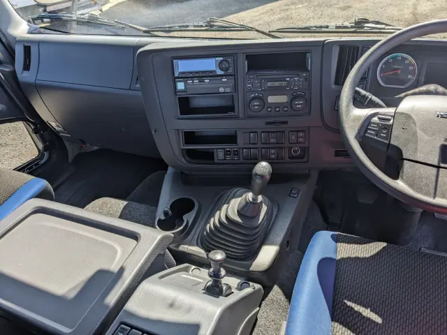 いすゞ ギガ 2KG-EXD52CD(2WD)の写真24