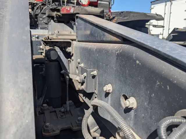 いすゞ ギガ 2KG-EXD52CD(2WD)の写真29