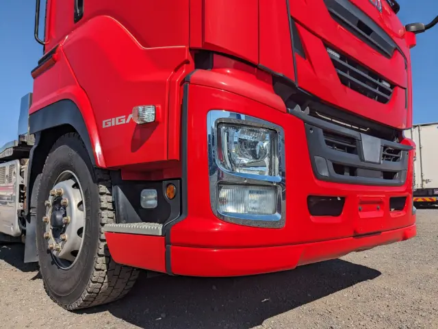 いすゞ ギガ 2KG-EXD52CD(2WD)の写真40