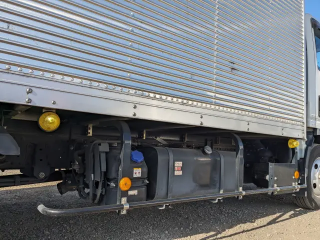 いすゞ エルフ 2RG-NNR88AN(2WD)の写真34