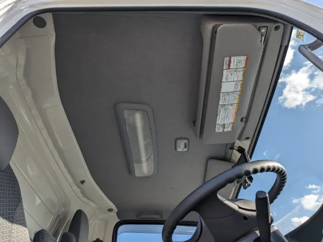 いすゞ エルフ 2RG-NNR88AN(2WD)の写真35