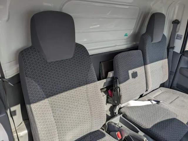 いすゞ エルフ 2RG-NNR88AN(2WD)の写真36