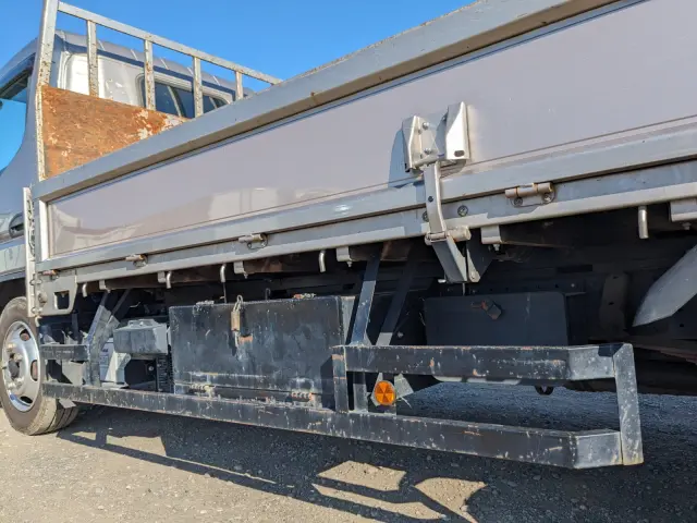 三菱 キャンター 2RG-FEAV0(2WD)の写真23